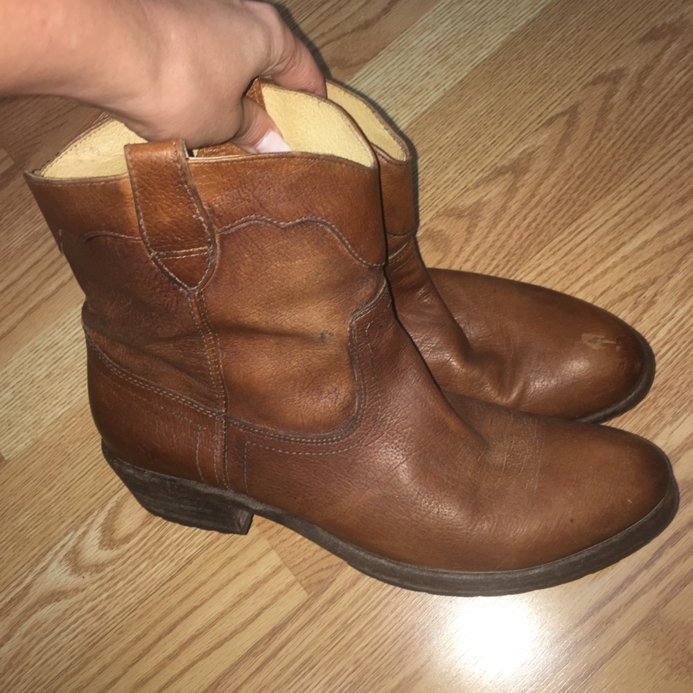 Women’s Frye boots